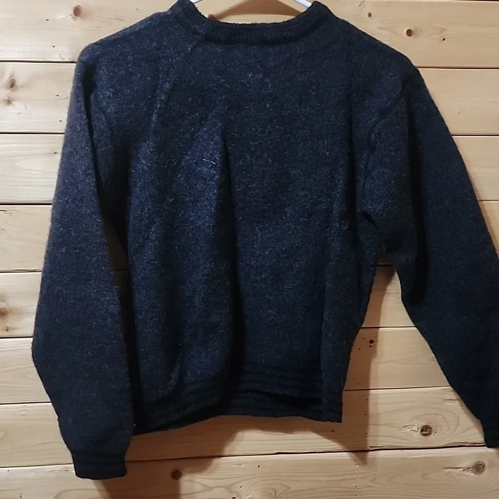 Mickey Mouse Outdoors Wool Sweater Kids Size Large 100% Wool - Picture 5 of 6